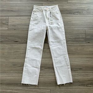 NWT Zara High Waisted White Jeans